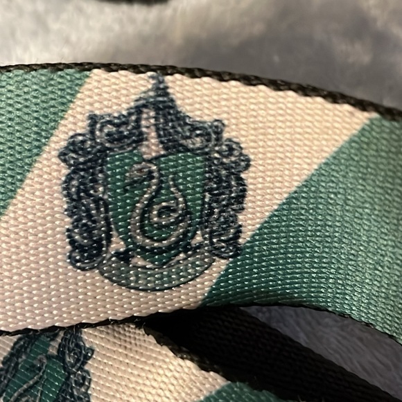 Slytherin Crest Harry Potter safety belt seatbelt buckle belt 25” to 45” waist - Picture 7 of 10